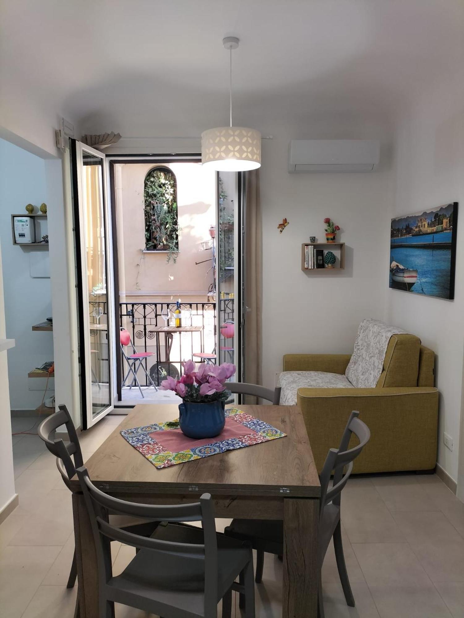Futtitinni Home Casamia Palermo Bagian luar foto